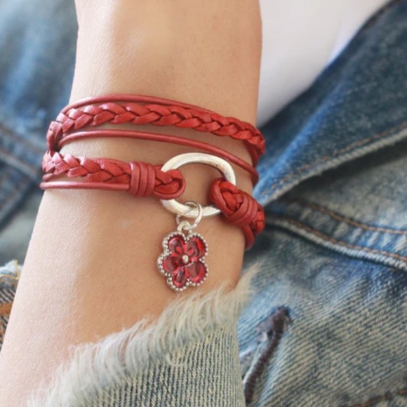 Lizzy James Red Leather Wrap Bracelet - Picture 1 of 6